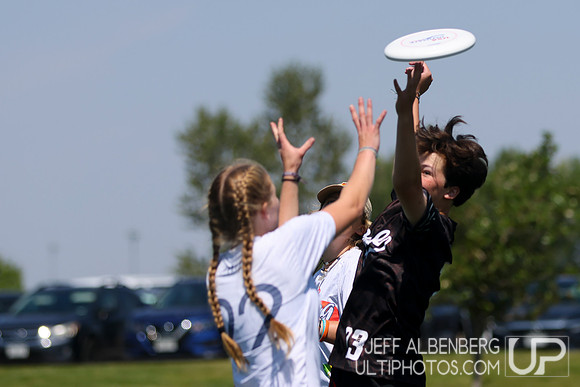 Pool play at USAU Youth Club Championships