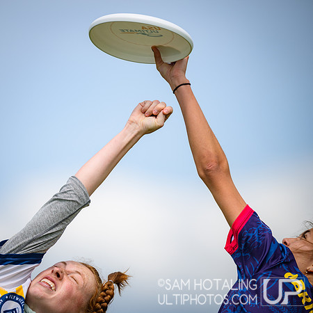 Highlights: pool play at USAU D-I College Championships