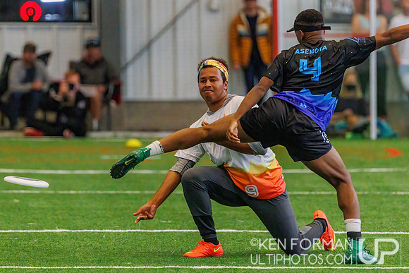 Action from The Con10enT Tour.