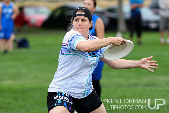 Stretch Mark v. Prime in Pool Play at the 2021 USAU Masters National Championships