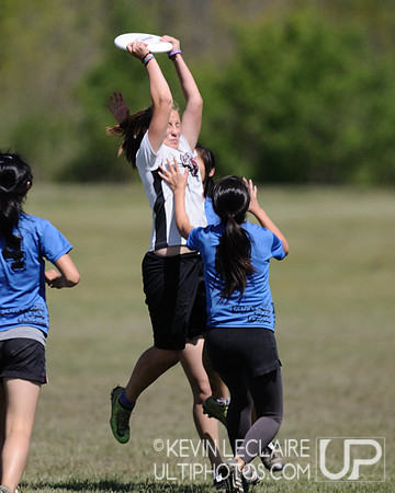 Sunday Quarterfinals - 2010 UPA High School Girls Eastern Championships