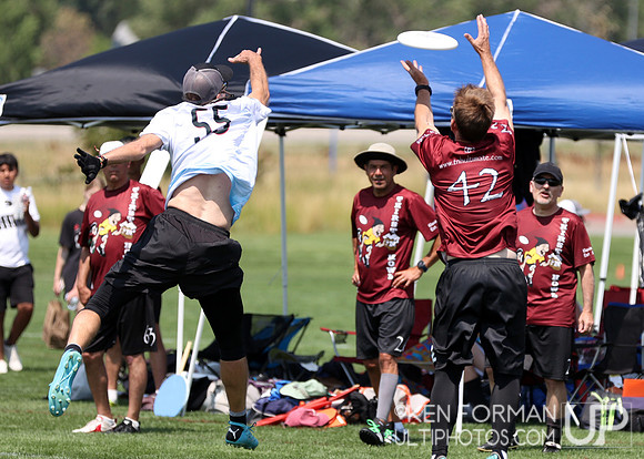 Triaged vs. Thirst N' Howl in Pool Play at the 2021 USAU Masters National Championships