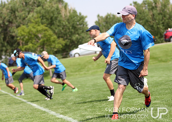 Relics vs. Age Against the Machine iin Pool Play at the 2021 USAU Masters National Championships