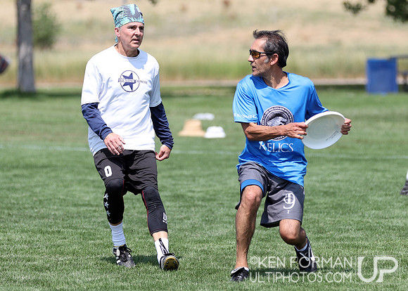 Relics vs. Age Against the Machine iin Pool Play at the 2021 USAU Masters National Championships