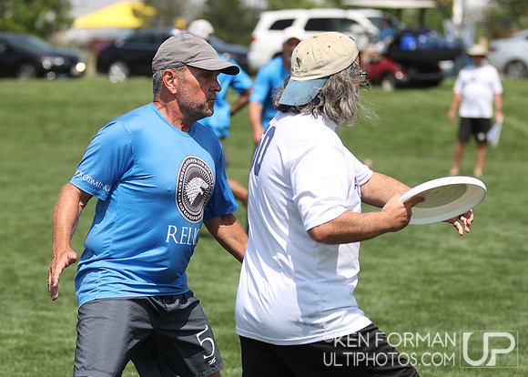 Relics vs. Age Against the Machine iin Pool Play at the 2021 USAU Masters National Championships