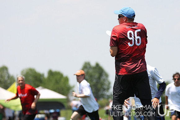 Triaged vs. Oxymorons in Pool Play at the 2021 USAU Masters National Championships