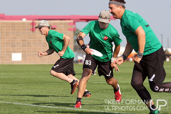 Eldors vs. GrandMaster Flash in Pool Play at the 2021 USAU Masters National Championships