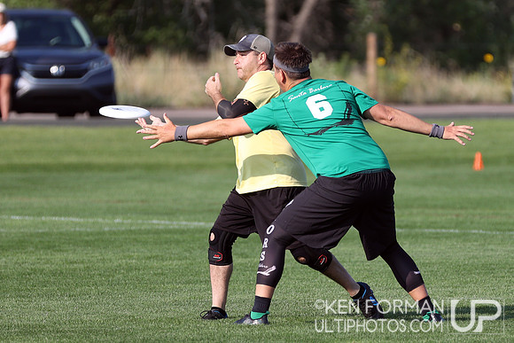 Eldors vs. GrandMaster Flash in Pool Play at the 2021 USAU Masters National Championships