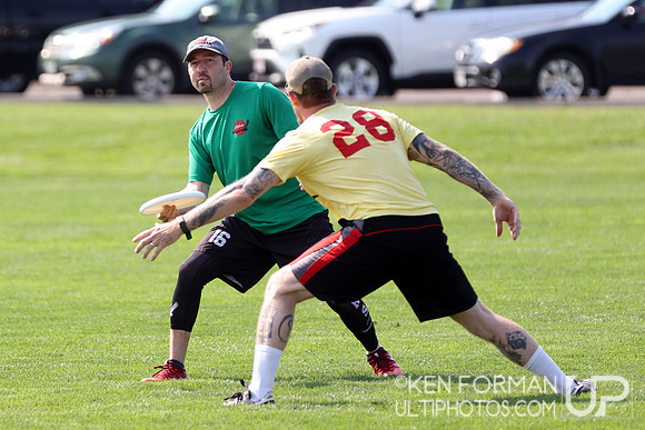Eldors vs. GrandMaster Flash in Pool Play at the 2021 USAU Masters National Championships