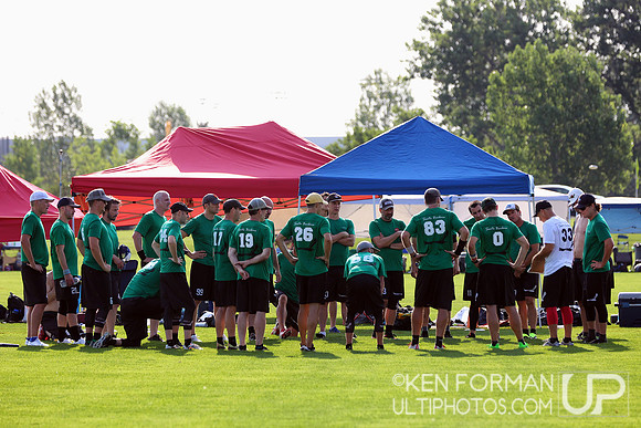 Eldors vs. GrandMaster Flash in Pool Play at the 2021 USAU Masters National Championships