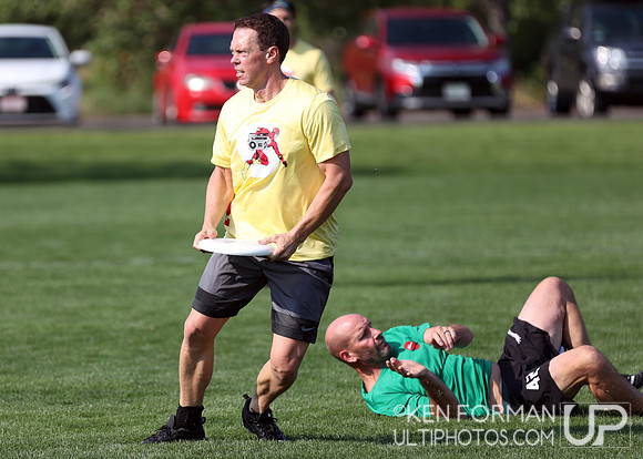 Eldors vs. GrandMaster Flash in Pool Play at the 2021 USAU Masters National Championships
