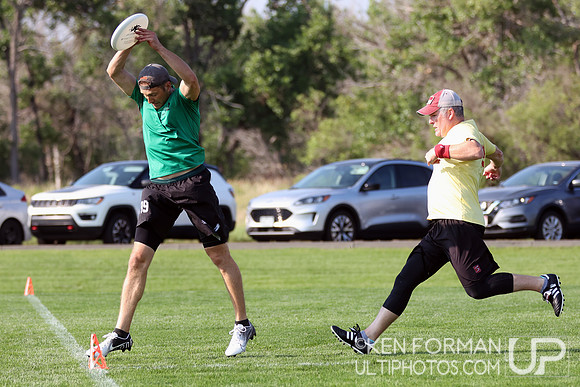 Yep, Out of Bounds!  Eldors vs. GrandMaster Flash