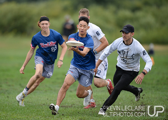 Sub Zero vs. Truck Stop -- 2021 ICC Friday Action