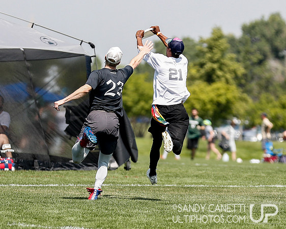 Johnny Encore vs. Viejo - Men's Masters Quarters - 2021 Masters
