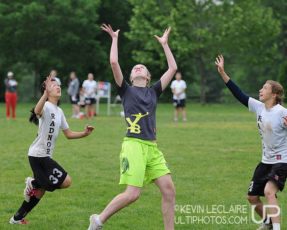 Girls 10:30am Sunday Round (Qtrs) -- 2011 HS Easterns