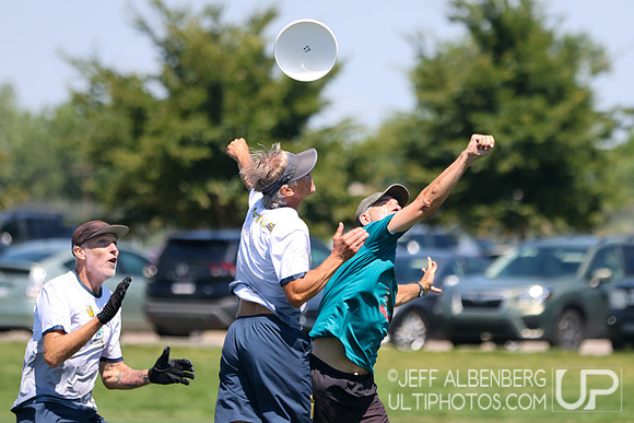 Day 1 of USA Ultimate Masters Championships