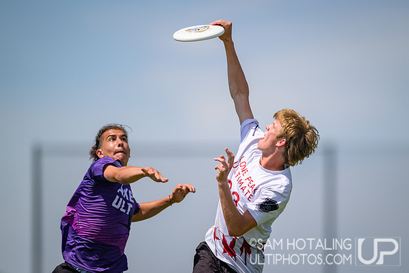 Lone Peak B vs South Eugene in semis at High School National Invite