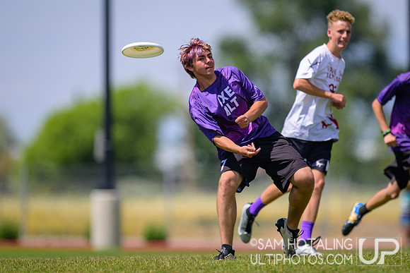 Lone Peak B vs South Eugene in semis at High School National Invite