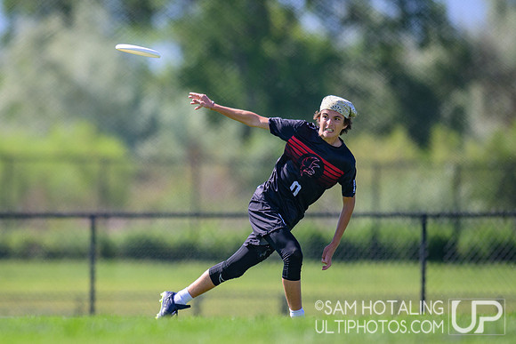 Cleveland B vs Jordan Dirty Birds in prequarters at High School National Invite