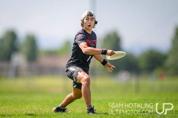 Cleveland B vs Jordan Dirty Birds in prequarters at High School National Invite