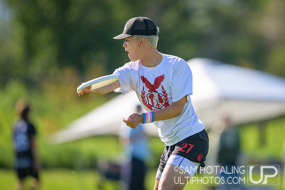 Cleveland B vs Jordan Dirty Birds in prequarters at High School National Invite