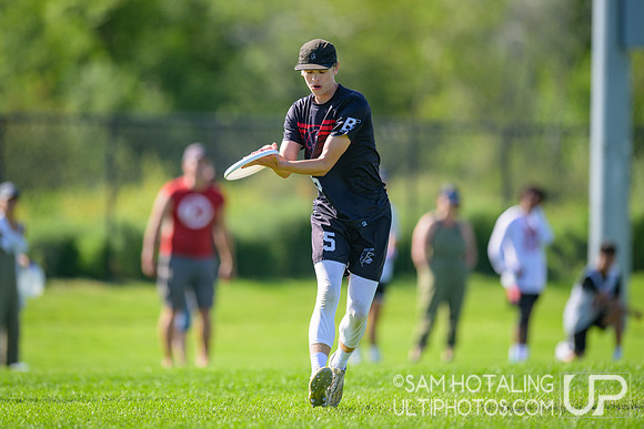 Cleveland B vs Jordan Dirty Birds in prequarters at High School National Invite