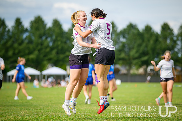 Pool play at USAU D-I College Championships