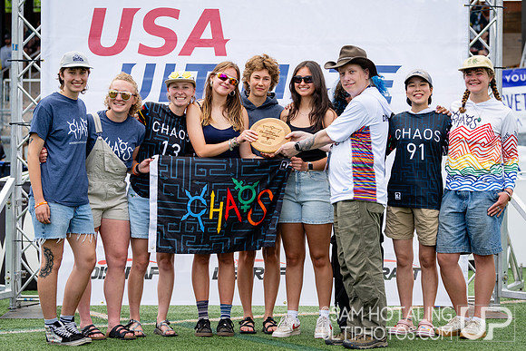 Western Washington Chaos wins the Spirit Award at USAU DI College Championships