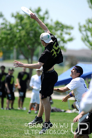 Saturday Open Pool Play & Crossovers - 2012 USAU D-III College Championships