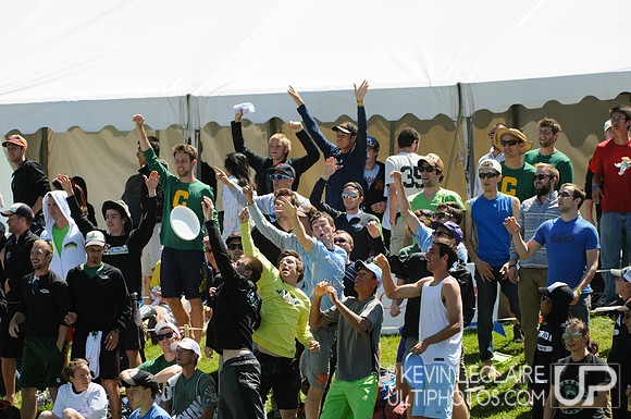 2012 USAU D-I College Championships Sunday Action