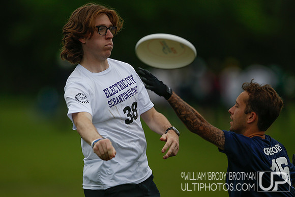 Day 1 of USA Ultimate 2022 D-III College Championships