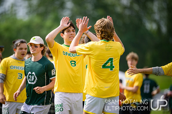 Pool play at USAU D-I College Championships