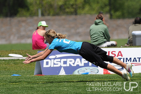 Friday 12:30pm round -- 2011 USAU College Championships