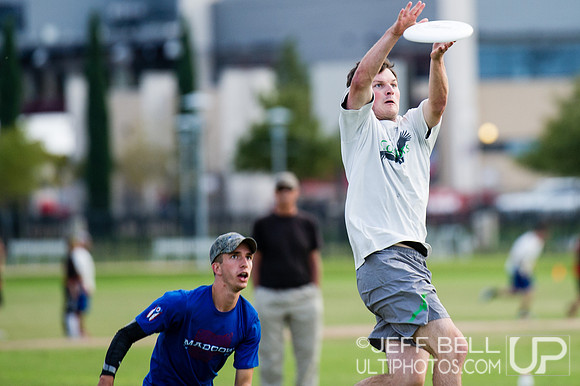 USAU_Nationals_2013_Friday_20131018_174525_JBP6422