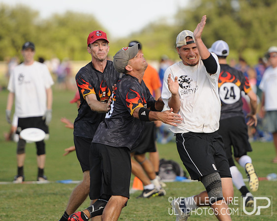 2010 Masters Division National Championship Game -- Surly vs. Boneyard