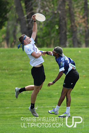 Friday action at the USAU International Club Championships.