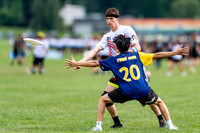 Fireflies vs Reading Ultimate in pool play at World Ultimate Club Championships