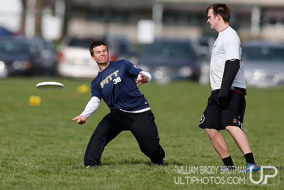 Sunday Action - USA Ultimate 2014 College Division I Ohio Valley Regional Tournament