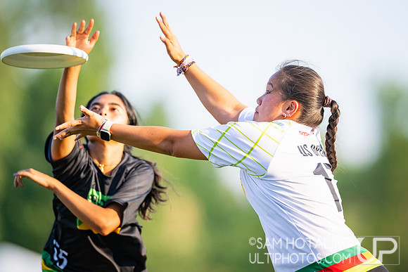 Color of Ultimate pickup showcase game at International Club Championships at Aurora Sports Park