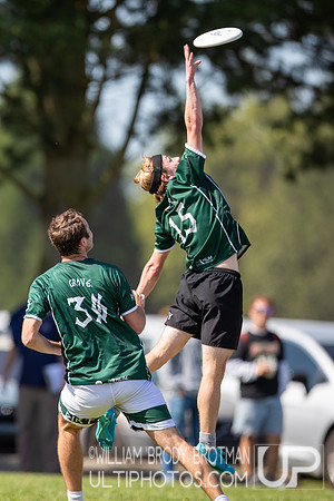 Day 2 of the USA Ultimate D-I College Championships