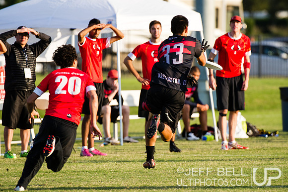 USAU_Nationals_2013_Friday_20131018_180102_JBP6521