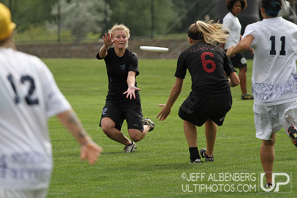 Friday Women's division action from 2012 College Nationals