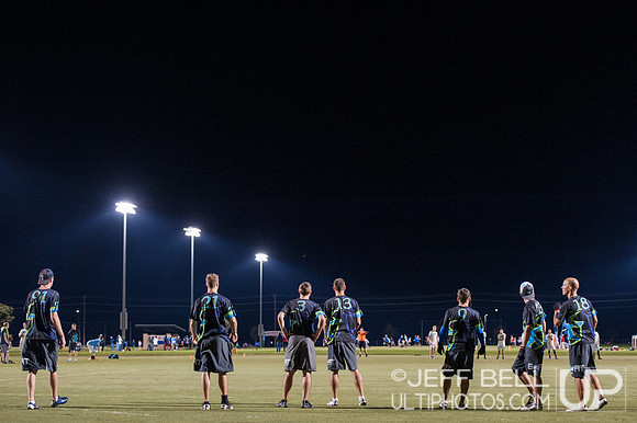 USAU_Nationals_2013_Friday_20131018_204845_JBP7888