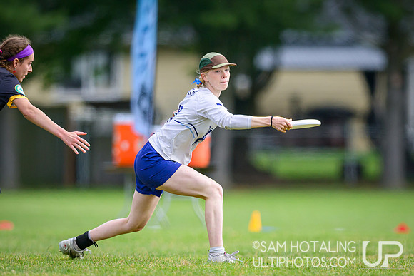 Pool play at USAU D-I College Championships