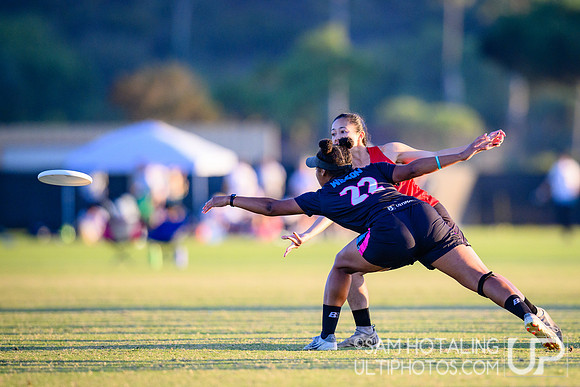 Flipside vs Seattle Riot in women’s placement play during Club Championships at Surf Cup Sports Park