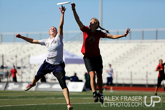 Saturday - Women's Semis - 2013 USAU National Championships