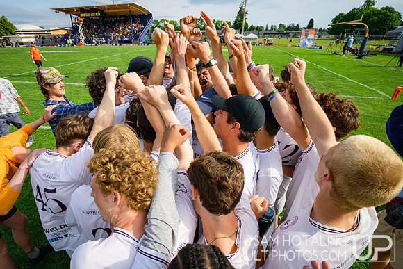 Carleton College CUT vs Massachusetts Zoodisc in semifinals at USAU D-I College Championships