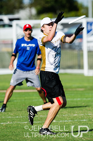USAU_Nationals_2013_Thursday_20131017_160648_JBP2085