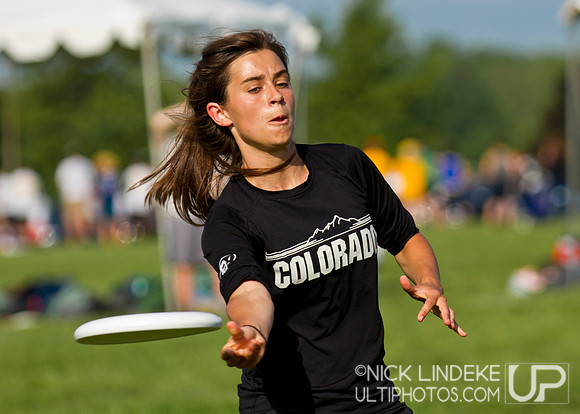 2014 USAU D-I College Champs Sunday Action