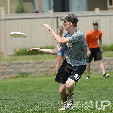 2012 USAU D-I College Championships Saturday Action